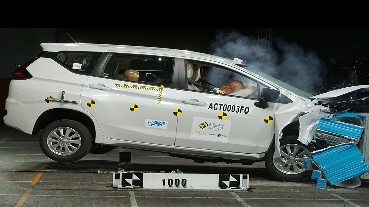 Mitsubishi Xpander và Toyota Innova nhận giải thưởng ASEAN NCAP 2020