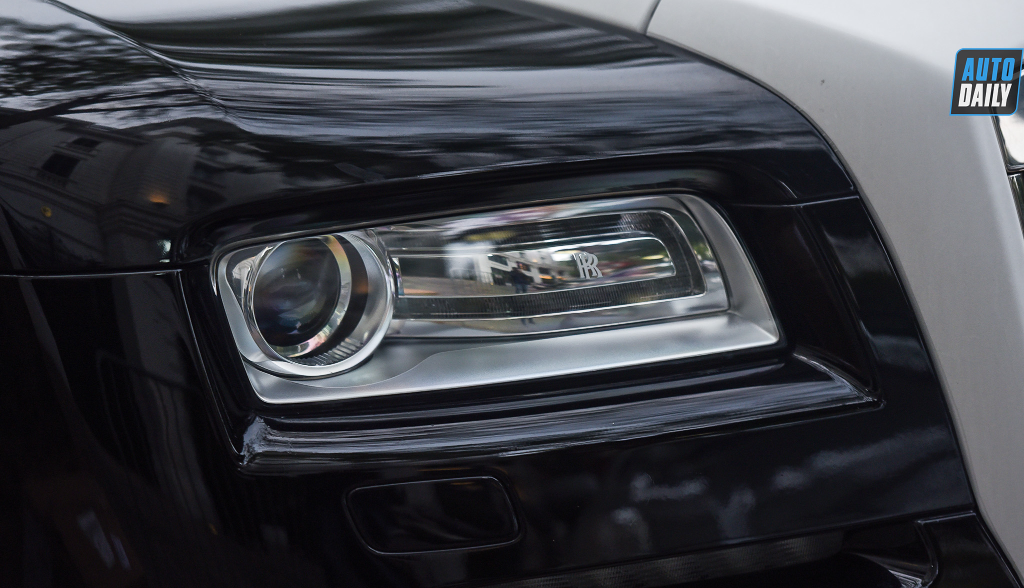 Rolls-Royce Wraith của Hoa hậu Thu Ngân được độ ấn tượng rr-hoa-hau-13.jpg