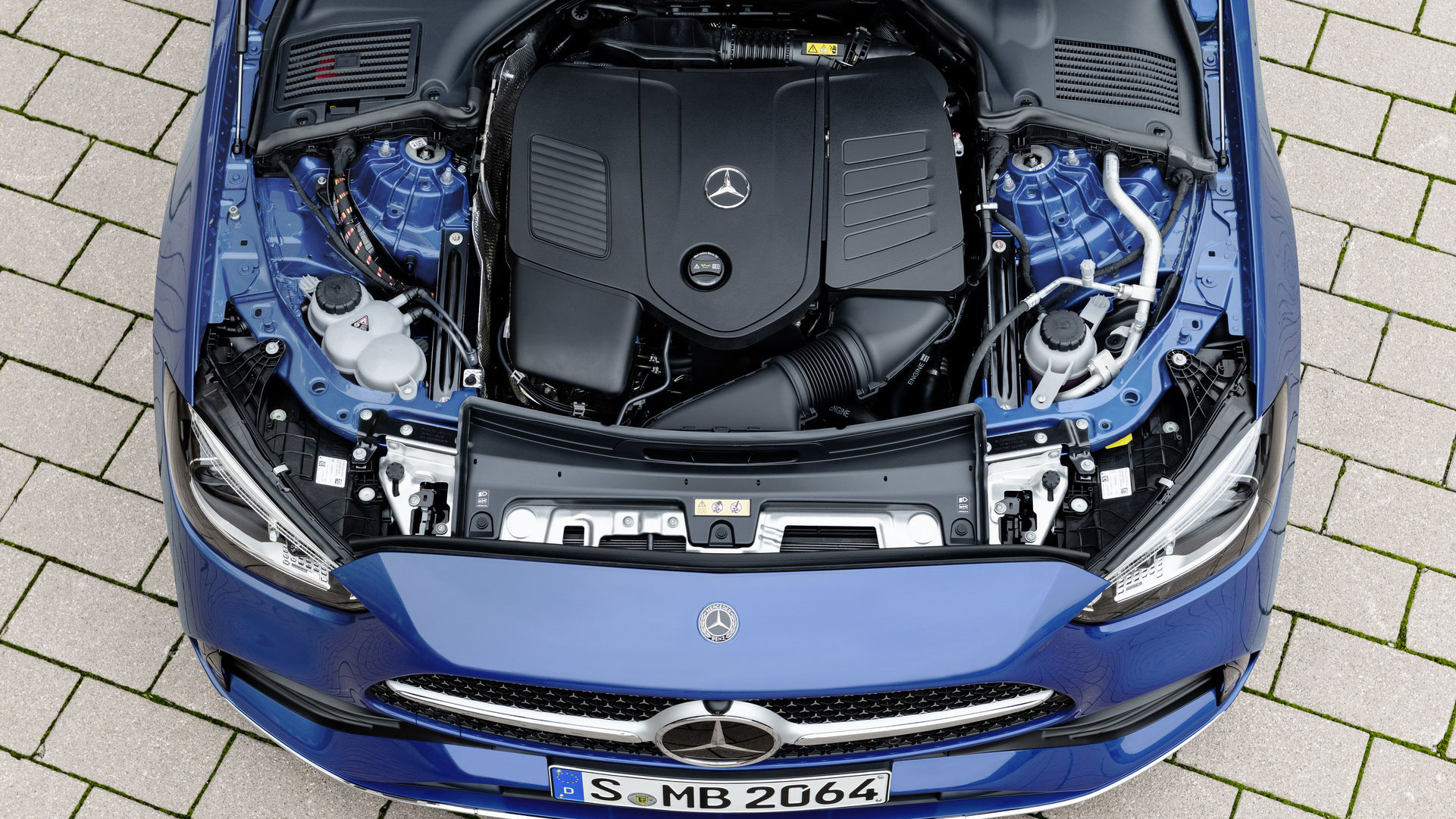 Chi tiết các phiên bản động cơ của Mercedes C-Class 2022