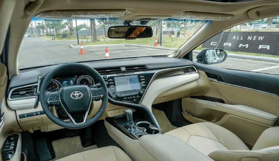 toyota-camry-02.png