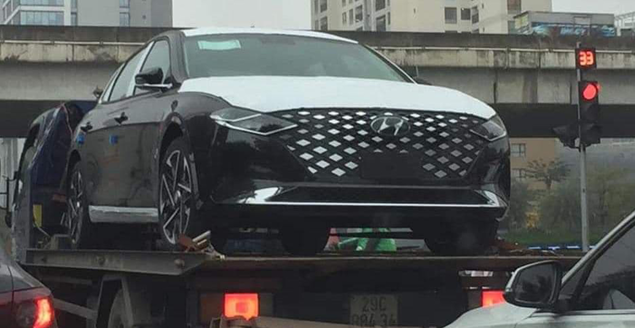 Hyundai Grandeur 2021 bất ngờ xuất hiện tại Việt Nam