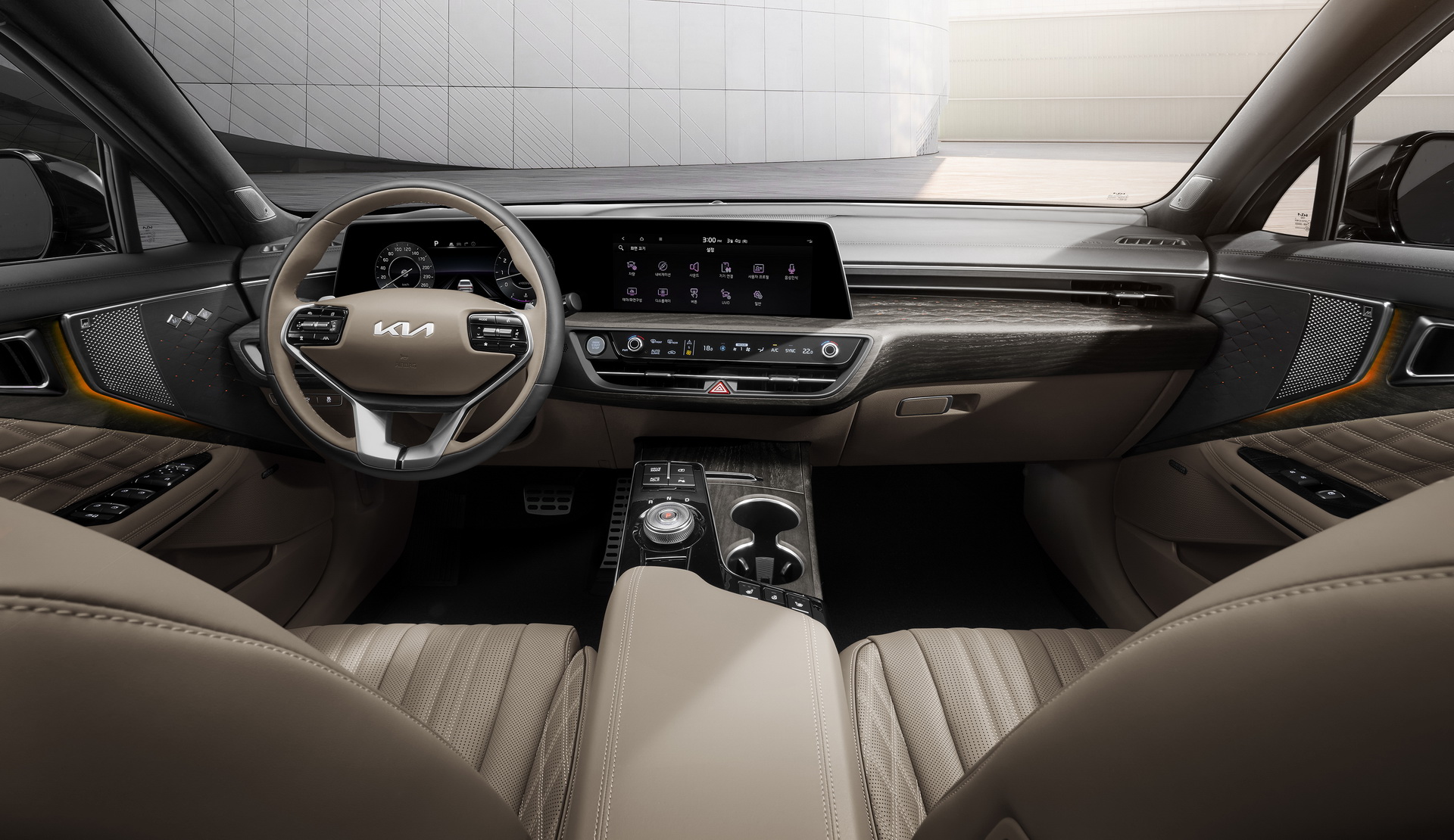 Kia K8 2022 chính thức công bố thông số kỹ thuật, dài hơn 5 mét Ngắm nội thất sang chảnh và hiện đại của Kia K8 hoàn toàn mới 2021-kia-k8-official-interior-teaser-2.jpg