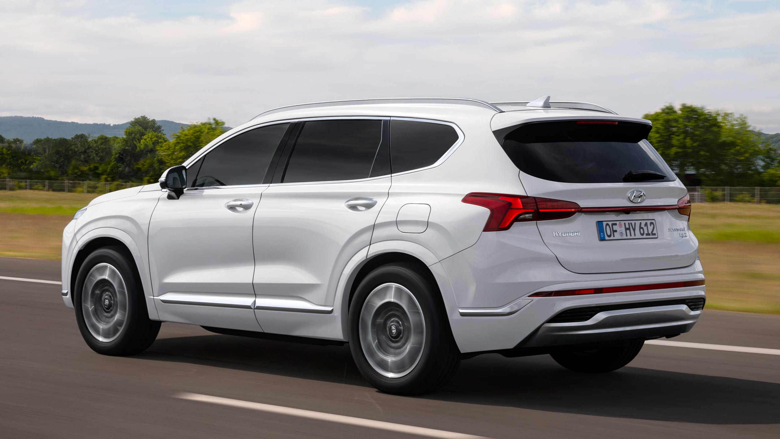 Hyundai Santa Fe 2021 có giá khởi điểm từ 55.900 USD hyundai-santa-fe-facelift-2020-8.jpg