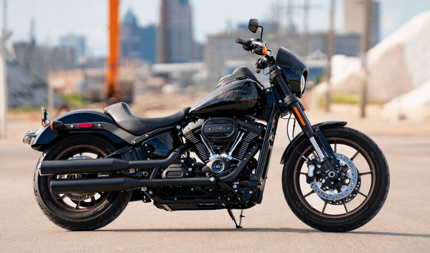 Harley-Davidson-Low-Rider-S%20(1).jpg