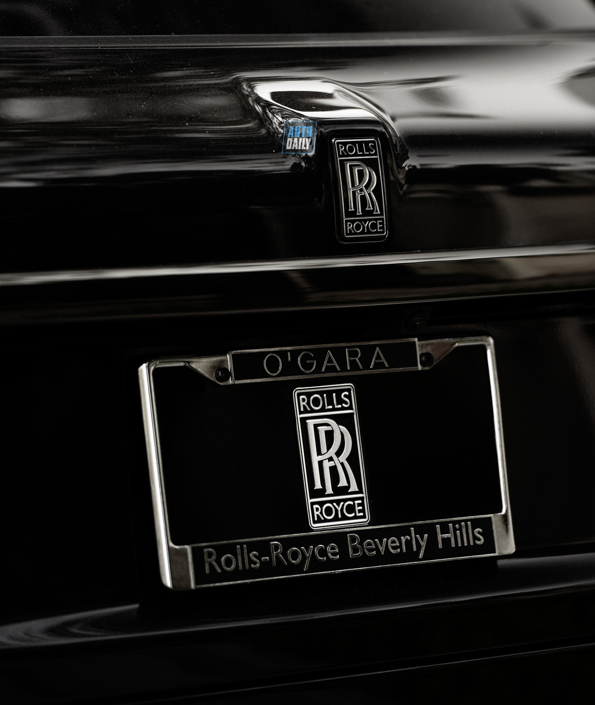 Rolls-Royce Cullinan Black Badge hơn 40 tỷ thứ 2 về Việt Nam 10.jpg