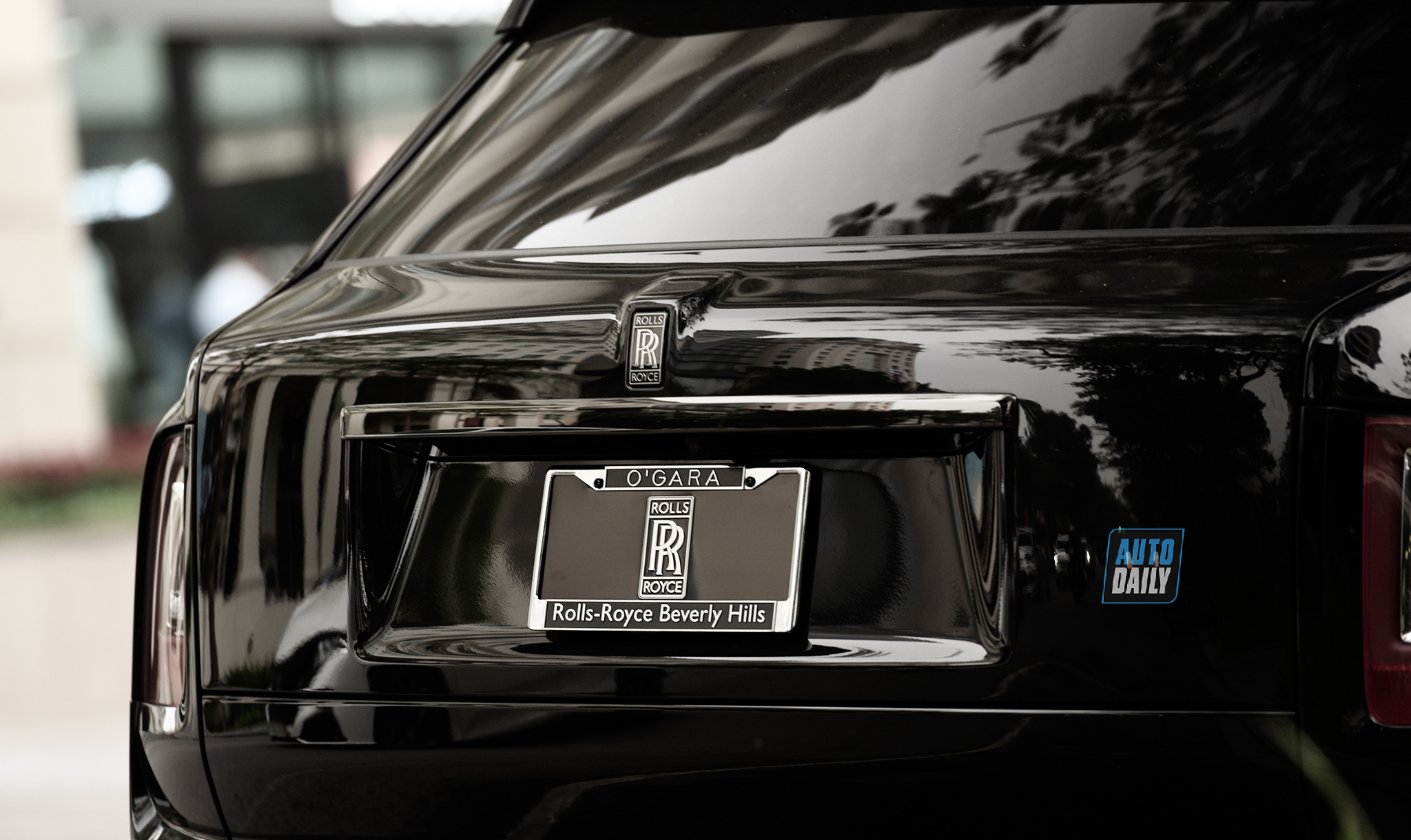 Rolls-Royce Cullinan Black Badge hơn 40 tỷ thứ 2 về Việt Nam 12.jpg