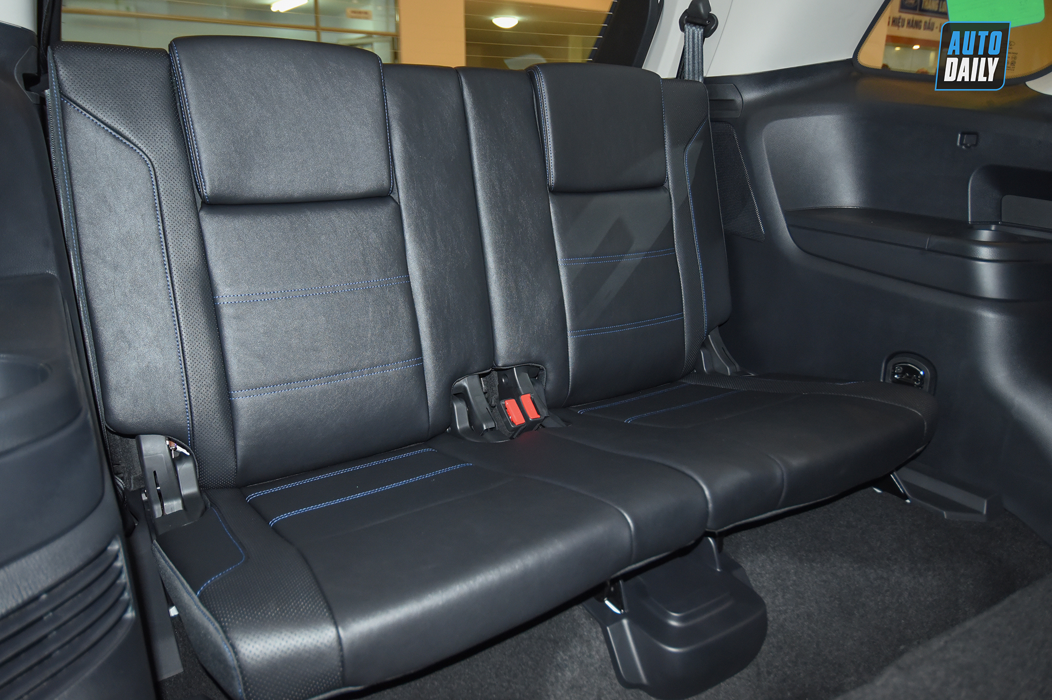 Ảnh chi tiết Ford Everest Sport 2021 giá 1,112 tỷ tại đại lý dsc-0189-copy.jpg