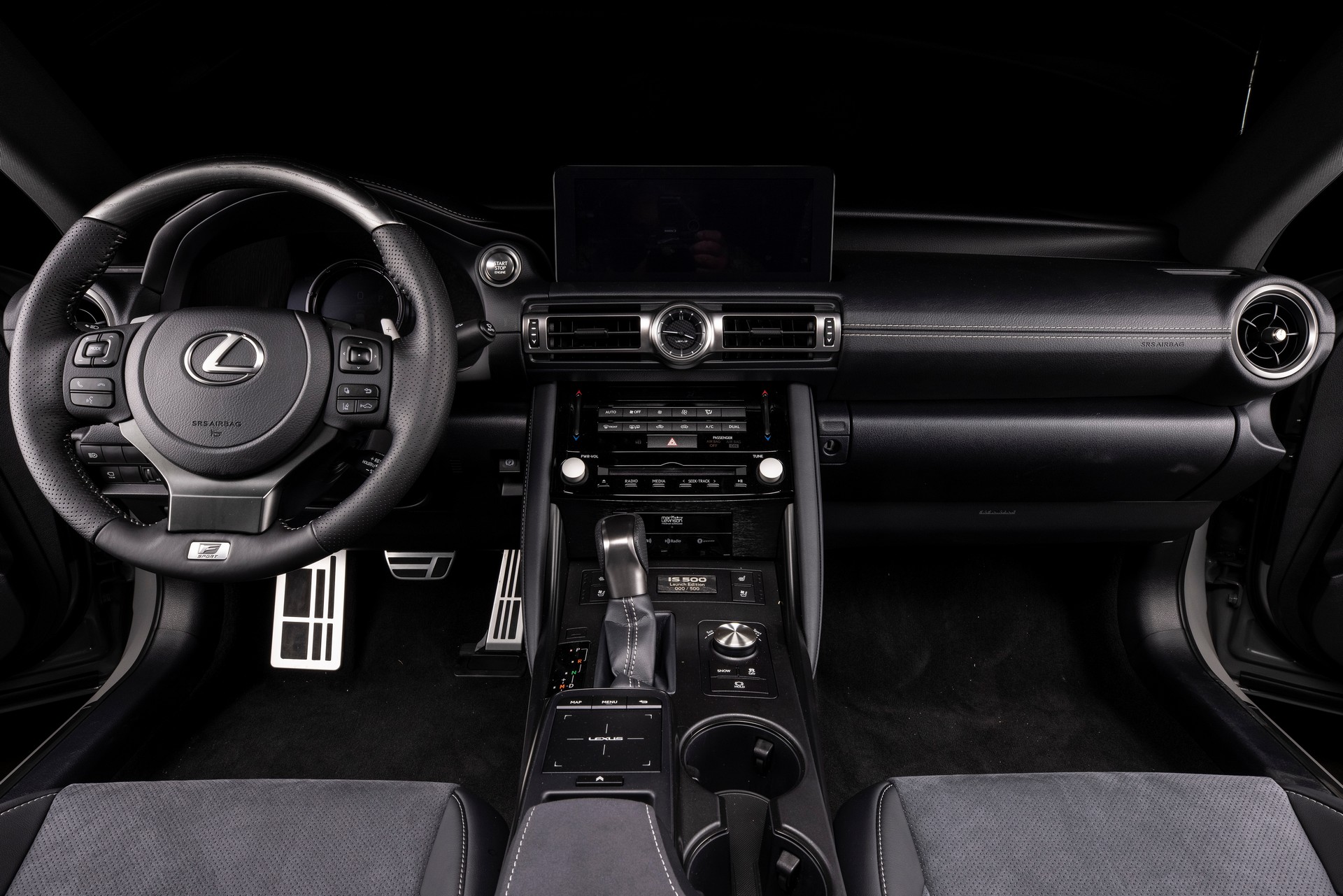 Lexus IS 500 F Sport Performance 2022 phiên bản đặc biệt giới hạn 500 chiếc 2022-lexus-is-500-f-sport-performance-launch-edition-14.jpg