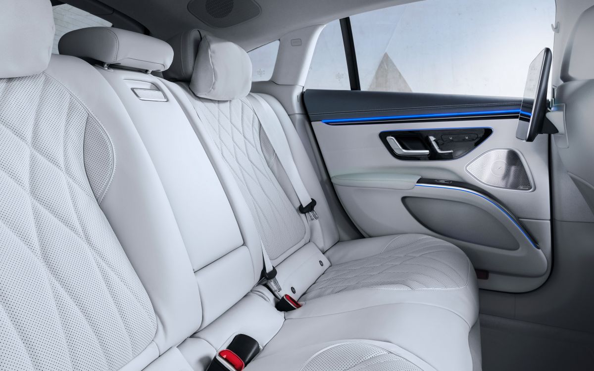 Mercedes-Benz công bố nội thất sedan hạng sang chạy điện EQS, tháng 8 ra mắt mercedes-benz-eqs-interior-detailed-4-1200x750.jpg