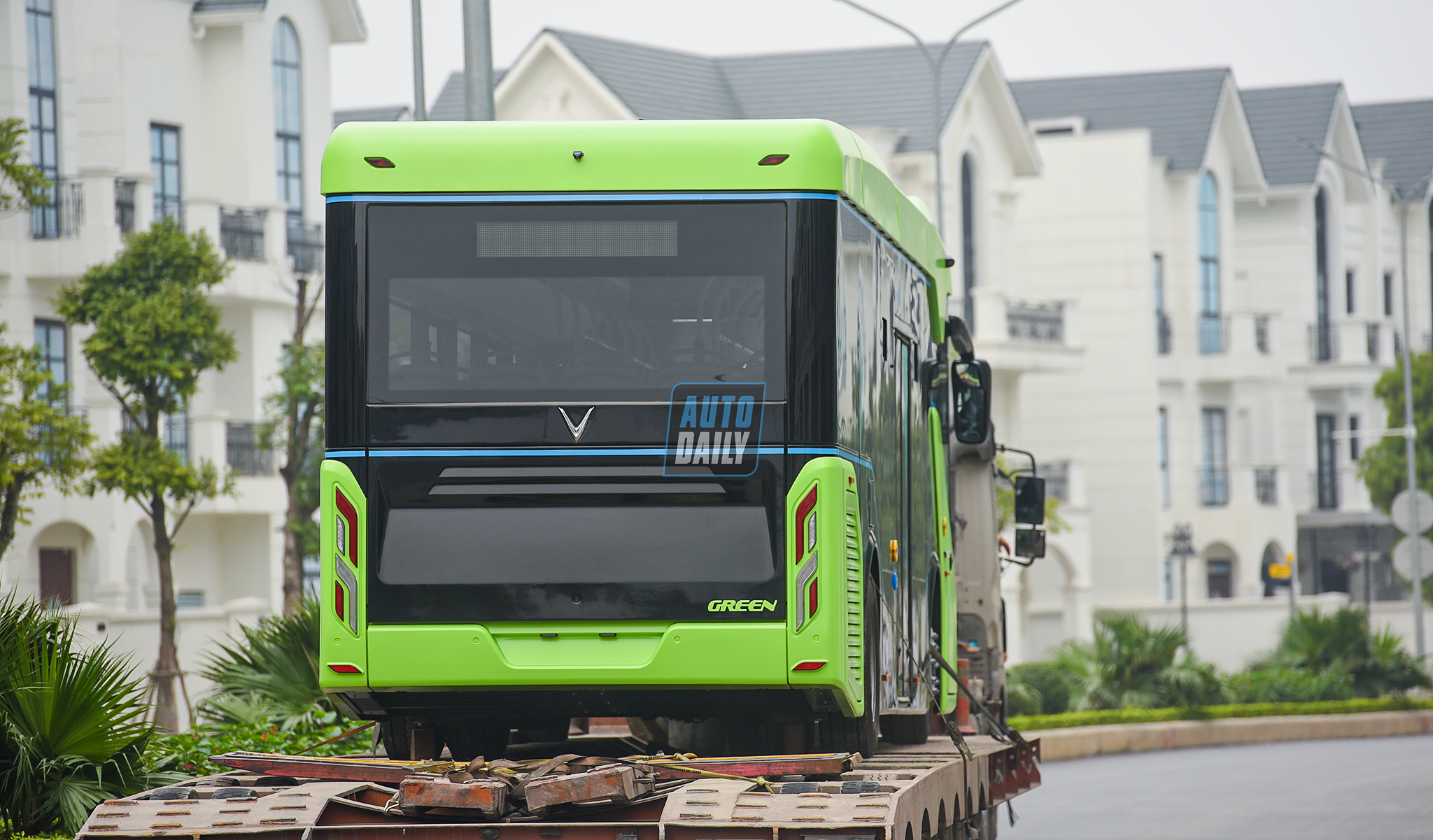 Chùm ảnh loạt xe Bus điện VinFast có mặt tại Hà Nội, sẵn sàng chạy thí điểm dsc-3902-copy.jpg