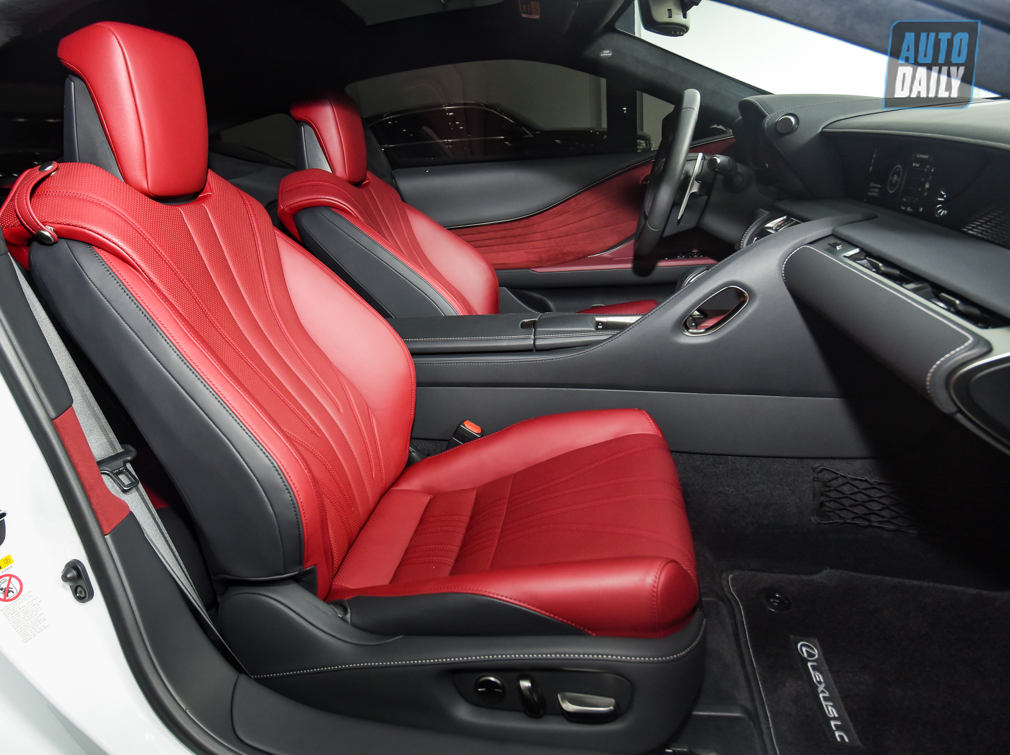 Ảnh chi tiết Lexus LC500h độc nhất Việt Nam giá hơn 8 tỷ dsc-5875.jpg