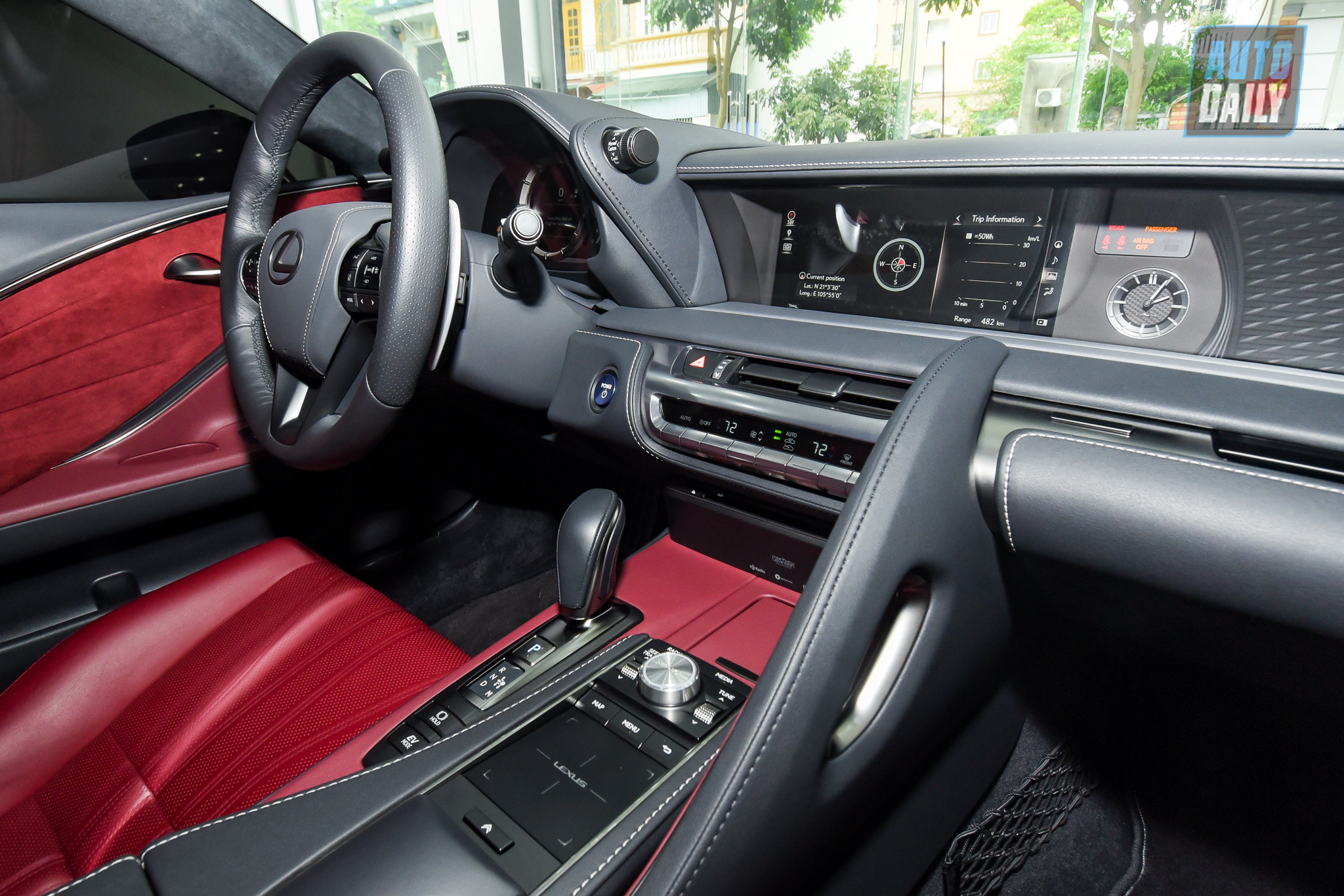 Ảnh chi tiết Lexus LC500h độc nhất Việt Nam giá hơn 8 tỷ dsc-5897.jpg