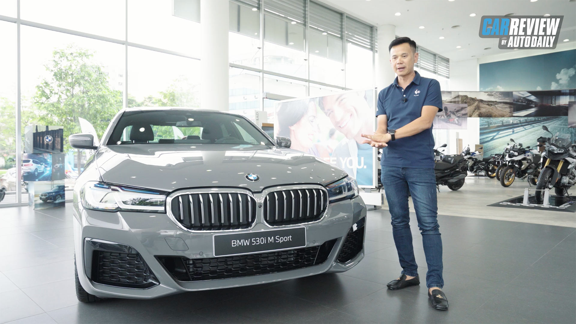 BÓC TEM "hàng nóng" BMW Series 5 thế hệ mới vừa ra mắt tại Việt Nam