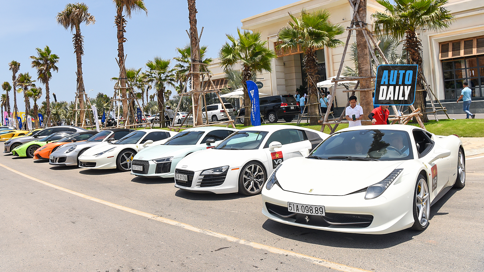 Cặp đôi siêu xe tham dự VietRally tròn 10 năm sau Car & Passion 2011 adt-8657-copy.jpg