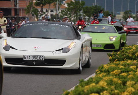 Cặp đôi siêu xe tham dự VietRally tròn 10 năm sau Car & Passion 2011 car-passion-10-1354206793.jpg
