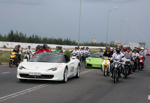 Cặp đôi siêu xe tham dự VietRally tròn 10 năm sau Car & Passion 2011 car-passion-6-1354206793.jpg