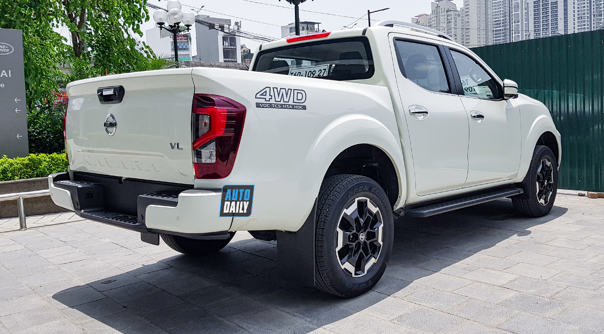Nissan Navara 2021 ra mắt tại Việt Nam, giá từ 748 - 945 triệu đồng nissan-6.jpg