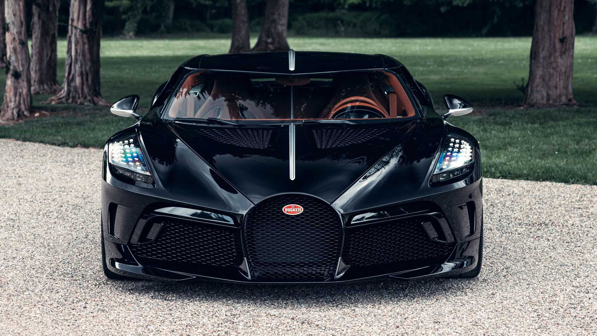 Bugatti công bố những hình ảnh thực tế của 