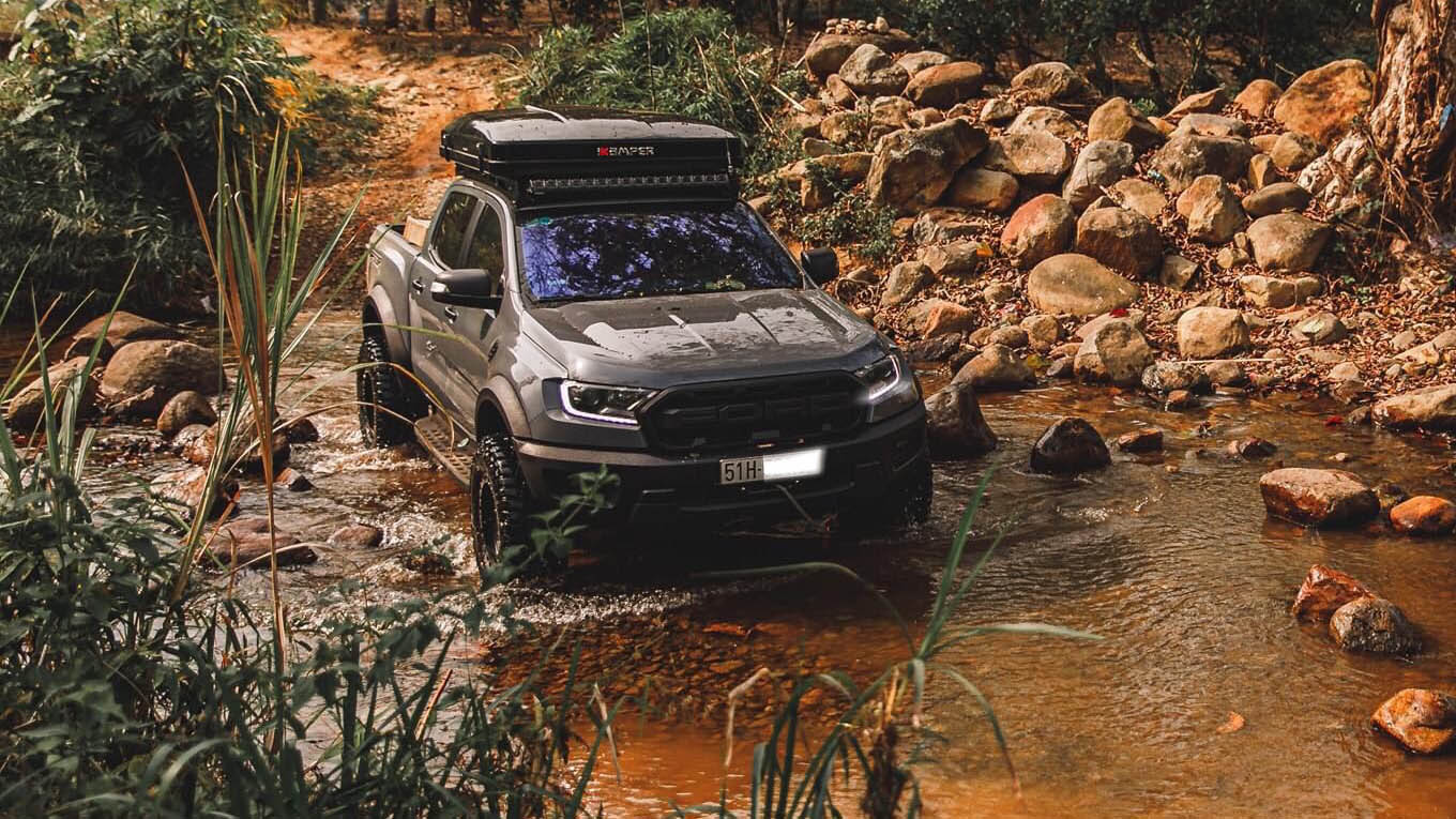 Người dùng đánh giá Ford Ranger Raptor sau hơn 10.000 km: Lựa chọn đáng tiền