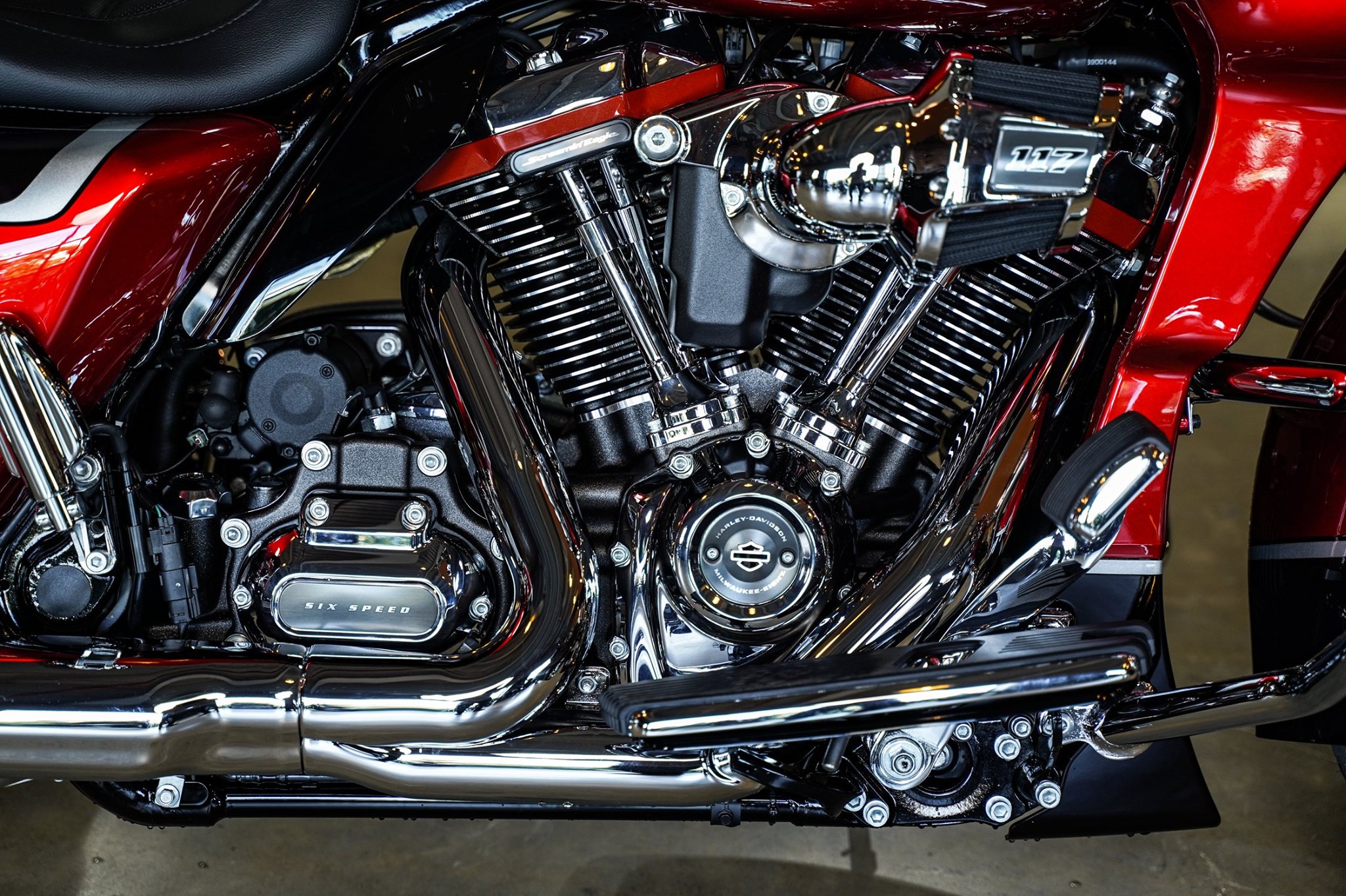 Siêu phẩm CVO của Harley-Davidson có mặt tại Việt Nam, giá hơn 2 tỷ đồng Khối động cơ Milwaukee-Eight 117 V-Twin có dung tích 117 cubic inch (1923cc)..jpg