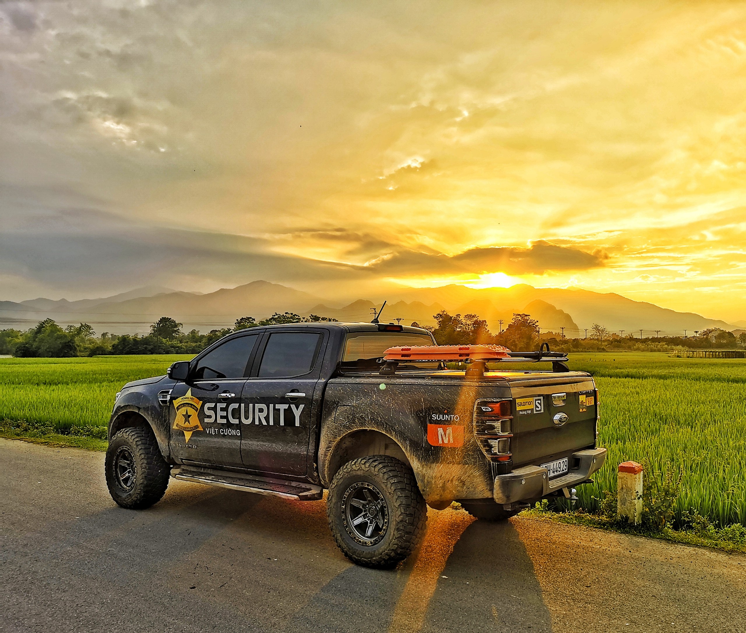 Người dùng đánh giá Ford Ranger Limited 2020: Đi phố sang chảnh, off-road cực hay nguoi-dung-danh-gia-ford-ranger-08.jpg