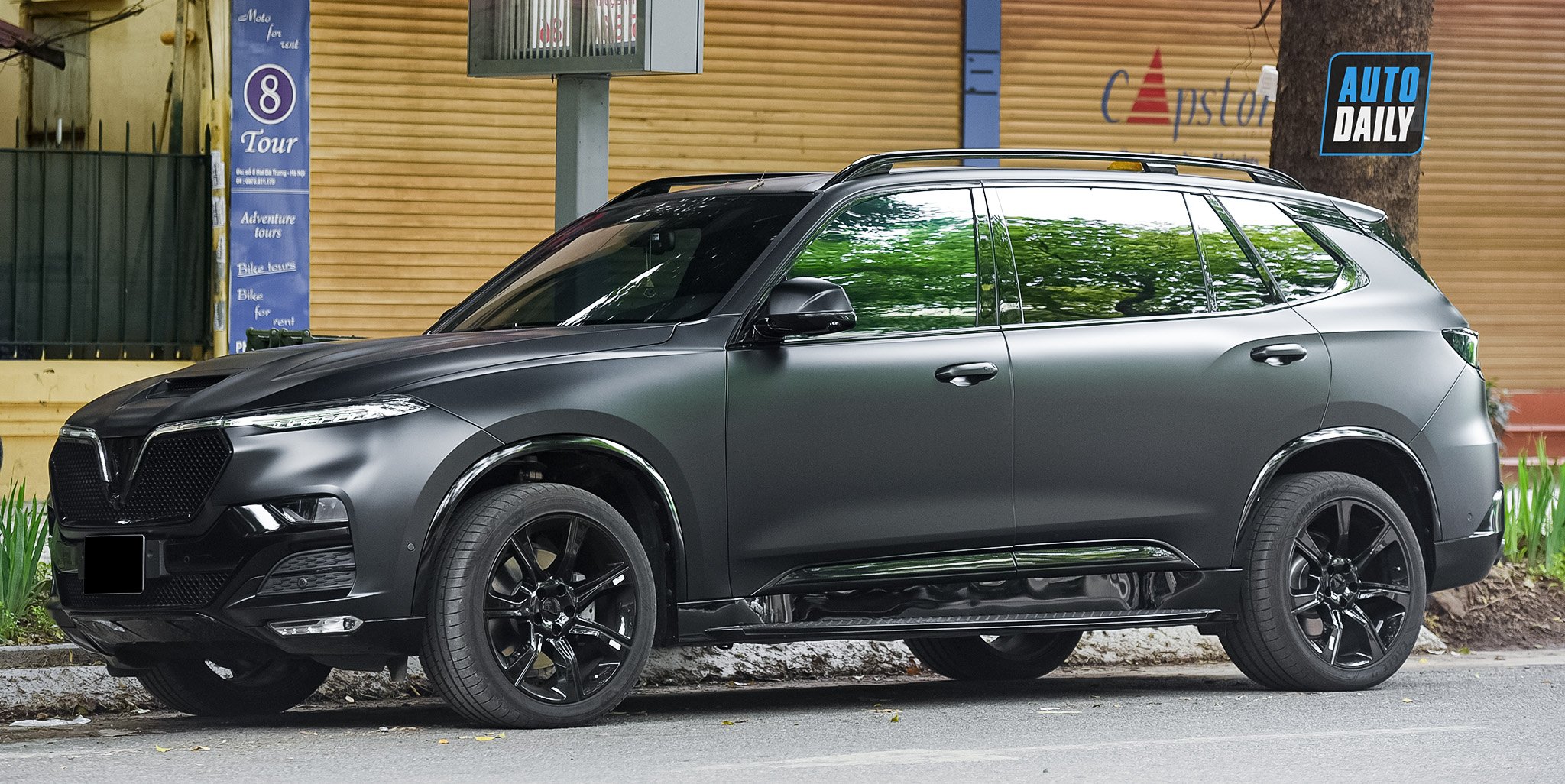 Autodaily Street Shots (P6): Những chiếc SUV KHỦNG giá chục tỷ adt-2637-copy.jpg