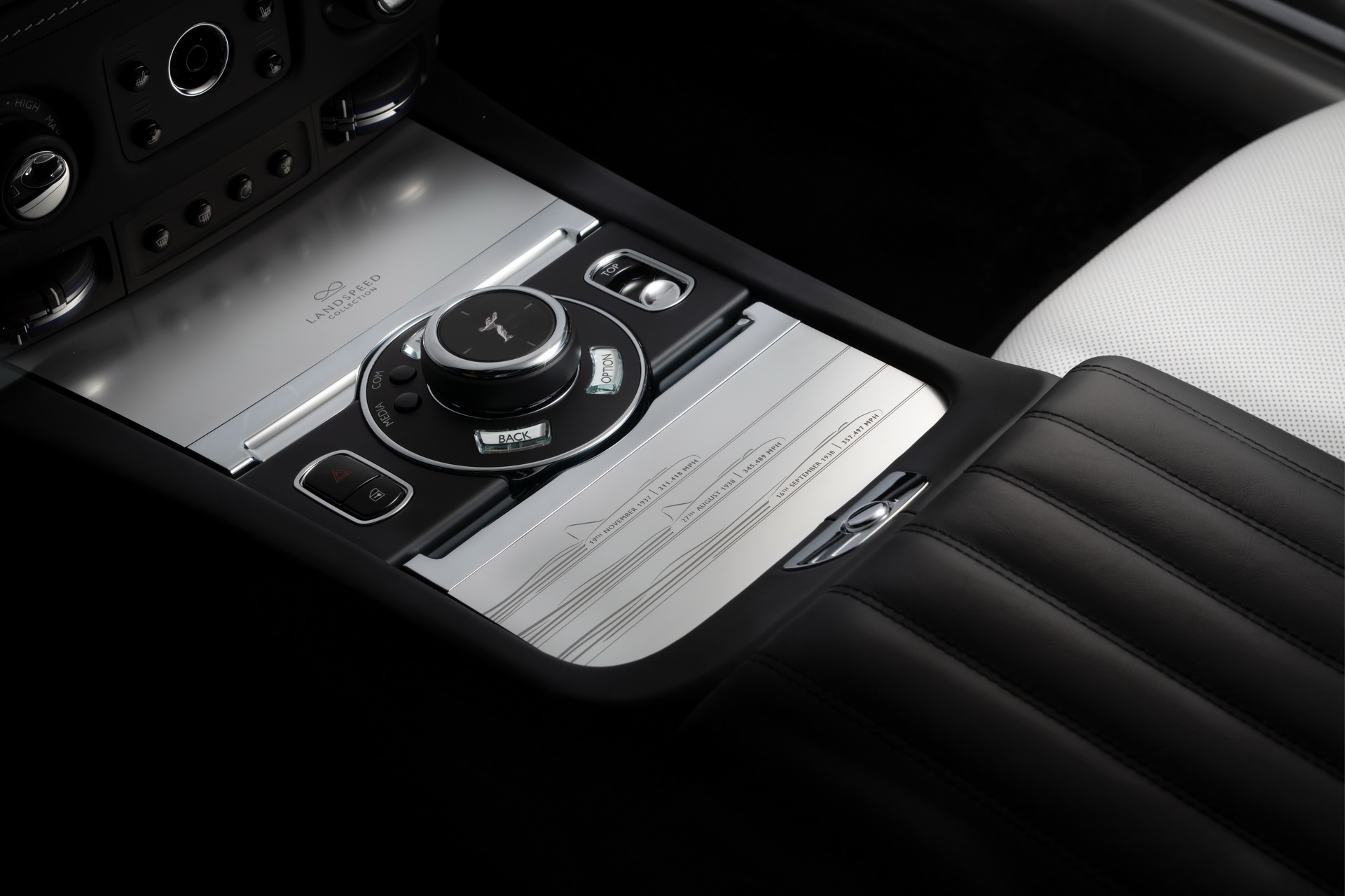 Rolls-Royce ra mắt bộ sưu tập Landspeed độc đáo cho 2 mẫu xe Wraith và Dawn rolls-royce-landspeed-collection-23.jpg