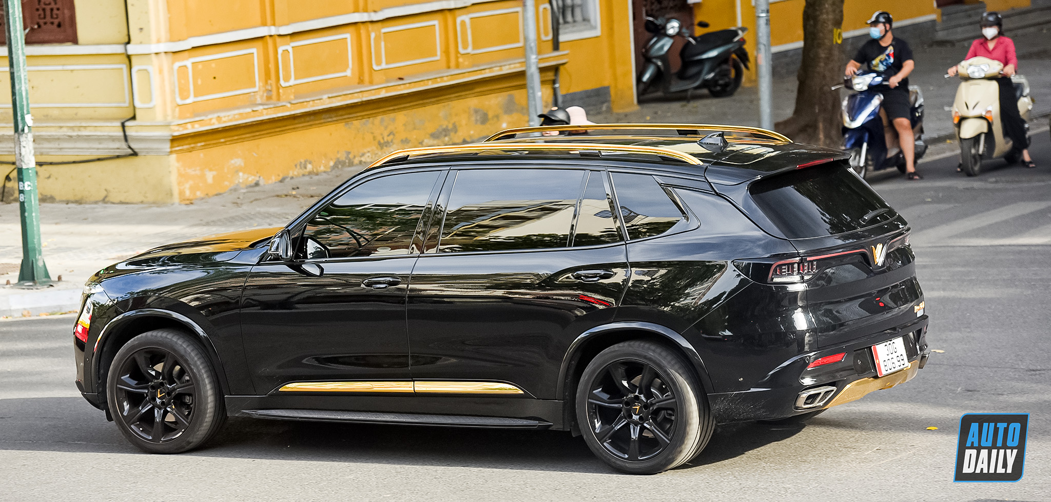 Autodaily Street Shots (P7): Phố phường nhộn nhịn siêu xe, xe sang trở lại xe-dep-10.jpg