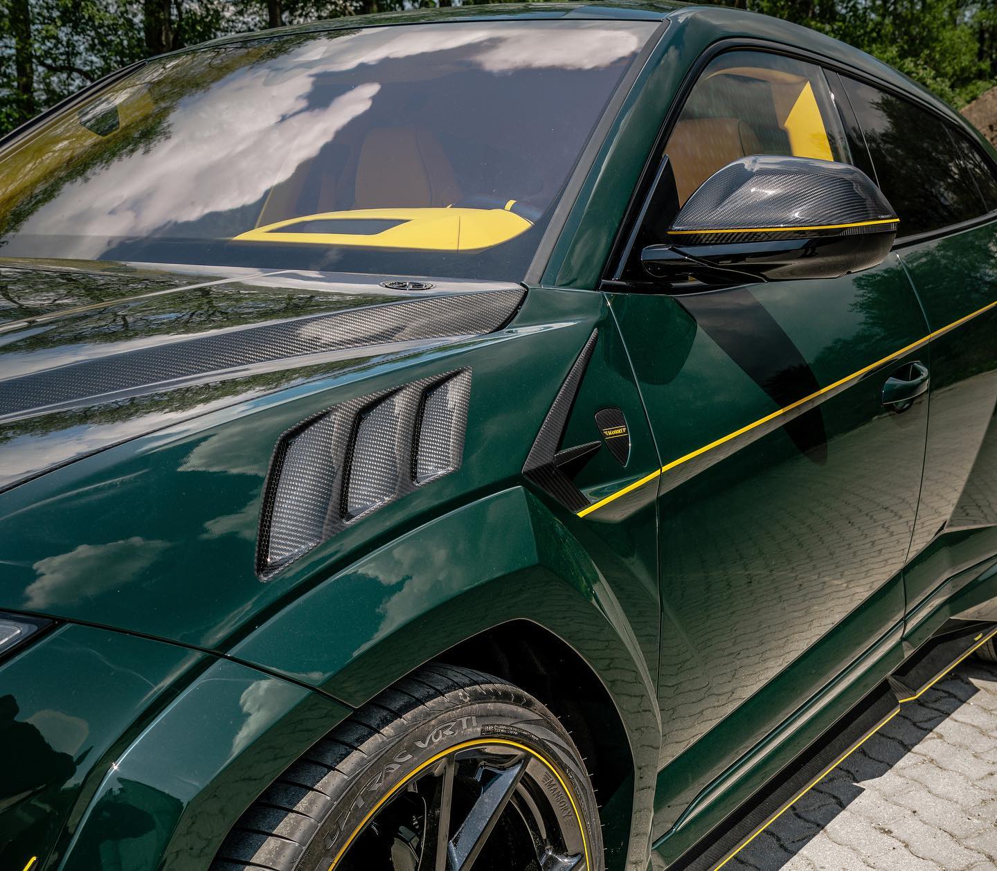 Lamborghini Urus ‘Venatus’ – Bản độ đầy màu sắc đến từ Mansory lamborghini-urus-mansory-4.jpg