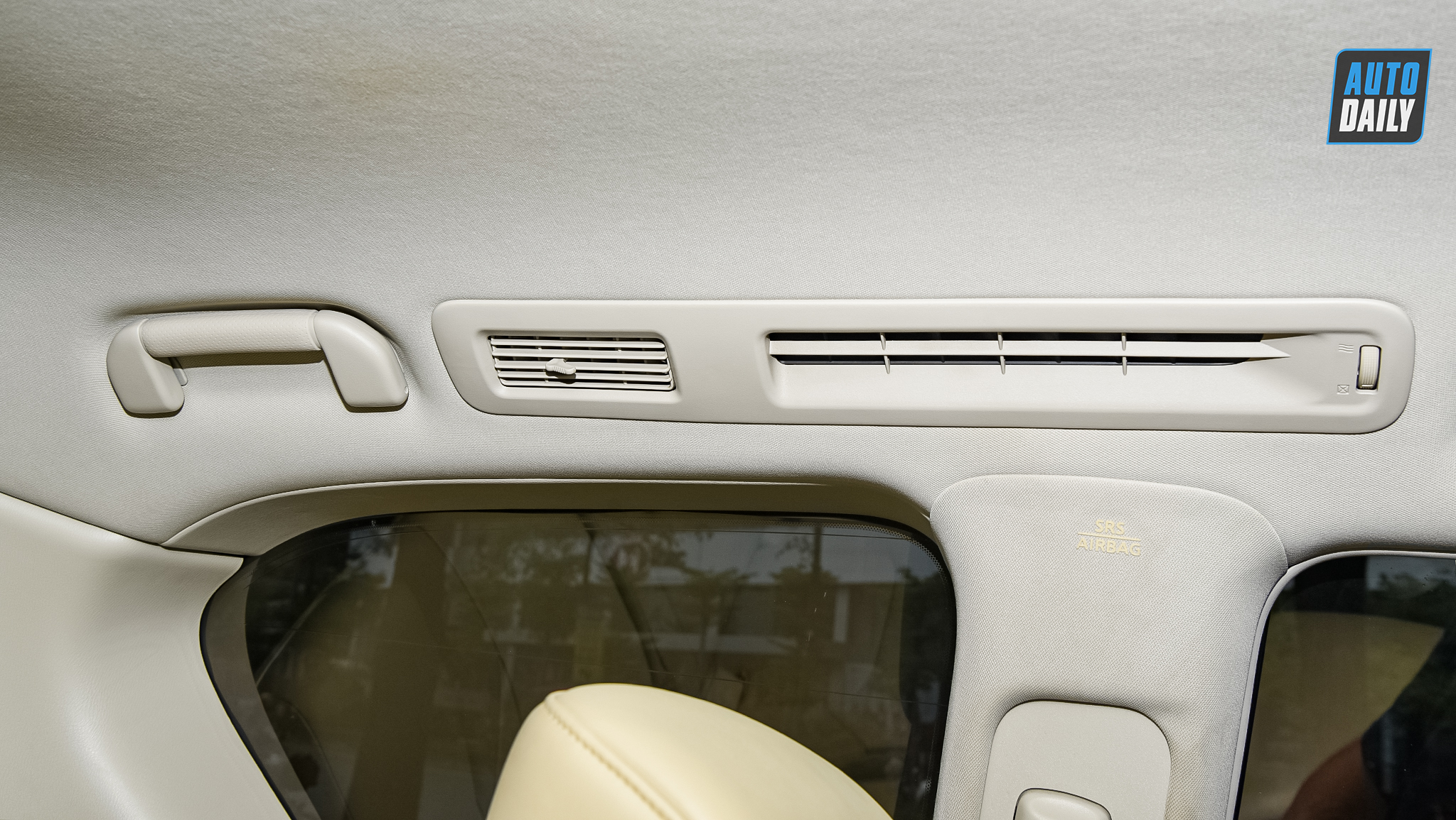 Infiniti QX80 2015 chạy gần 80.000 km bán lại giá hơn 3 tỷ qx80-2021-16.jpg