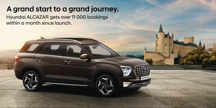 Hyundai Alcazar 2021 gây sốt tại Ấn Độ với lượng đơn đặt hàng “khủng” hyundai-alcazar-booking-milestone-19d1.jpg