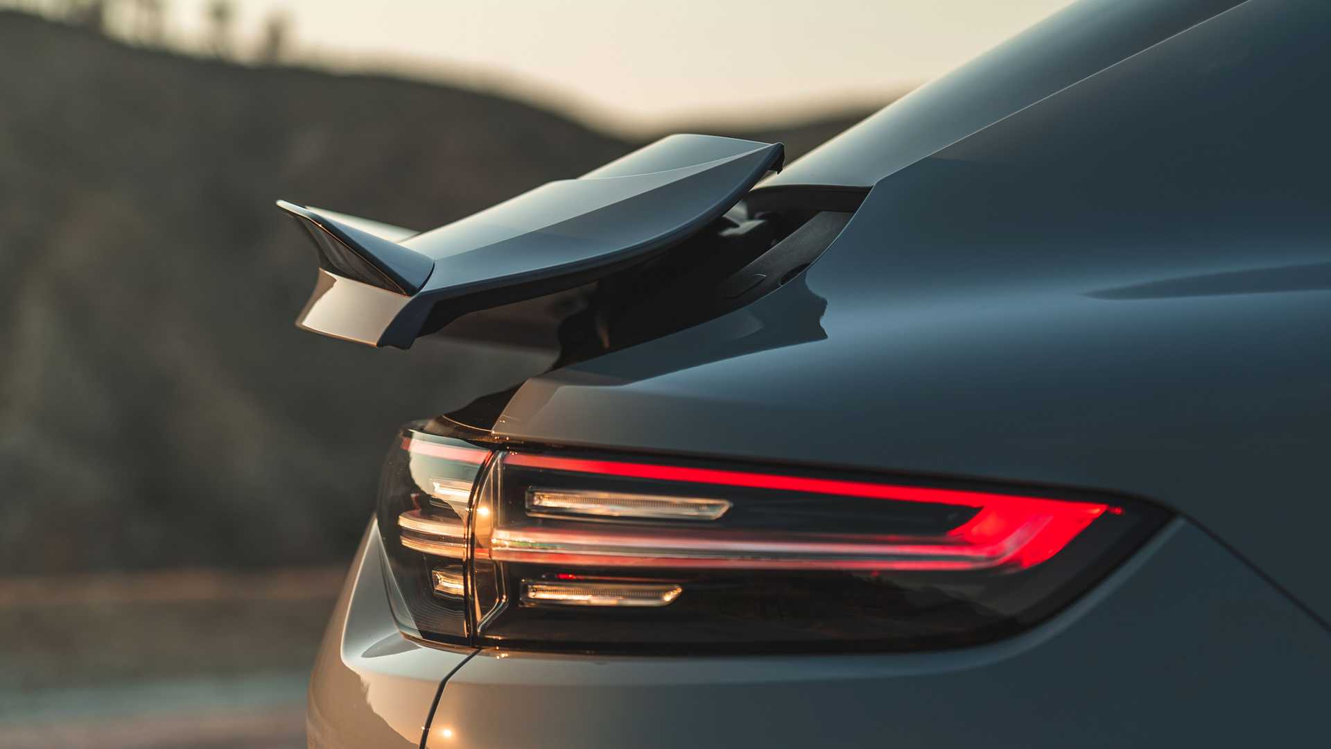 2022-porsche-cayenne-turbo-gt-exterior-rear-wing.jpeg