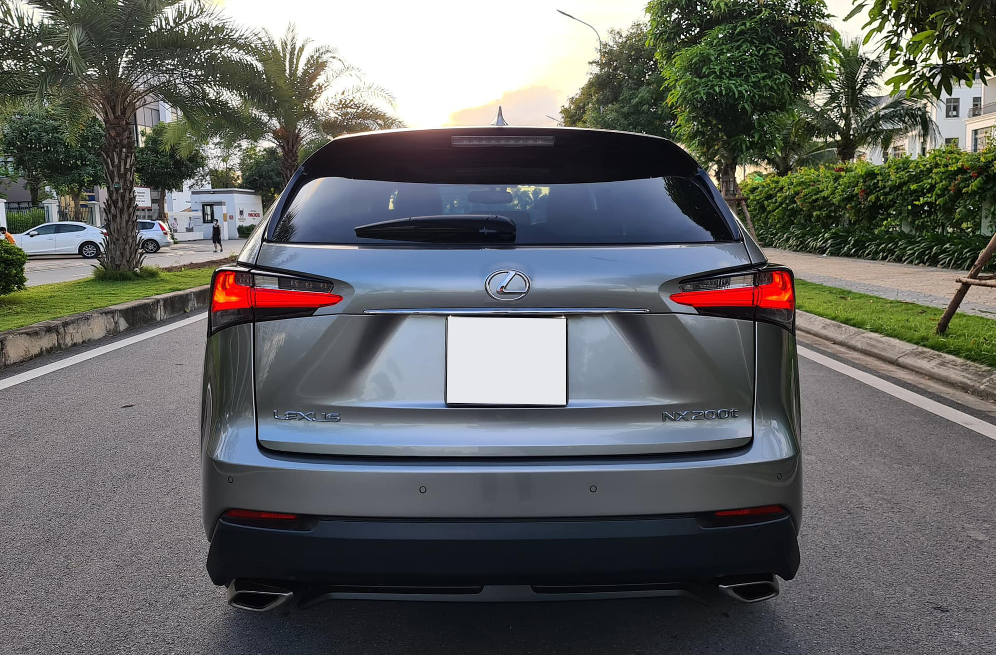 lexus-nx-200t-13.jpeg