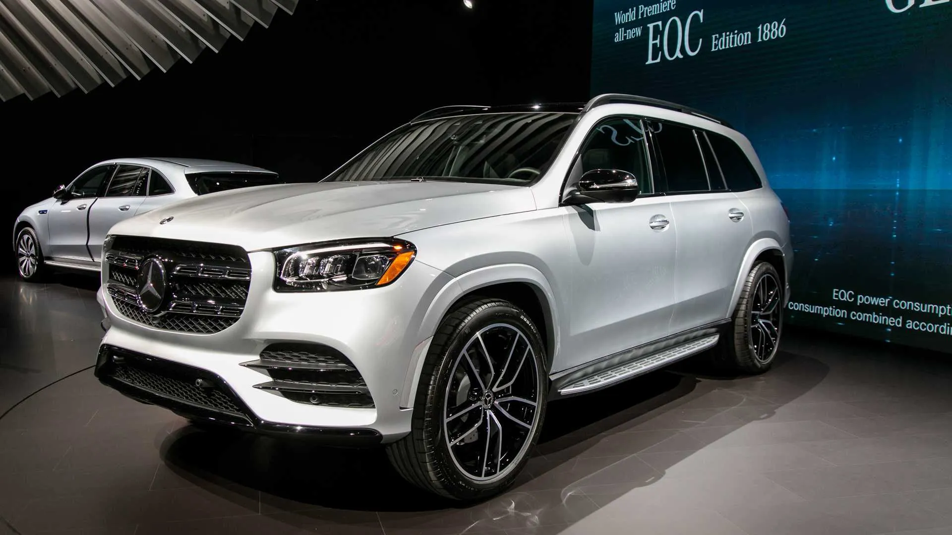 2020-mercedes-bens-gls-class.webp