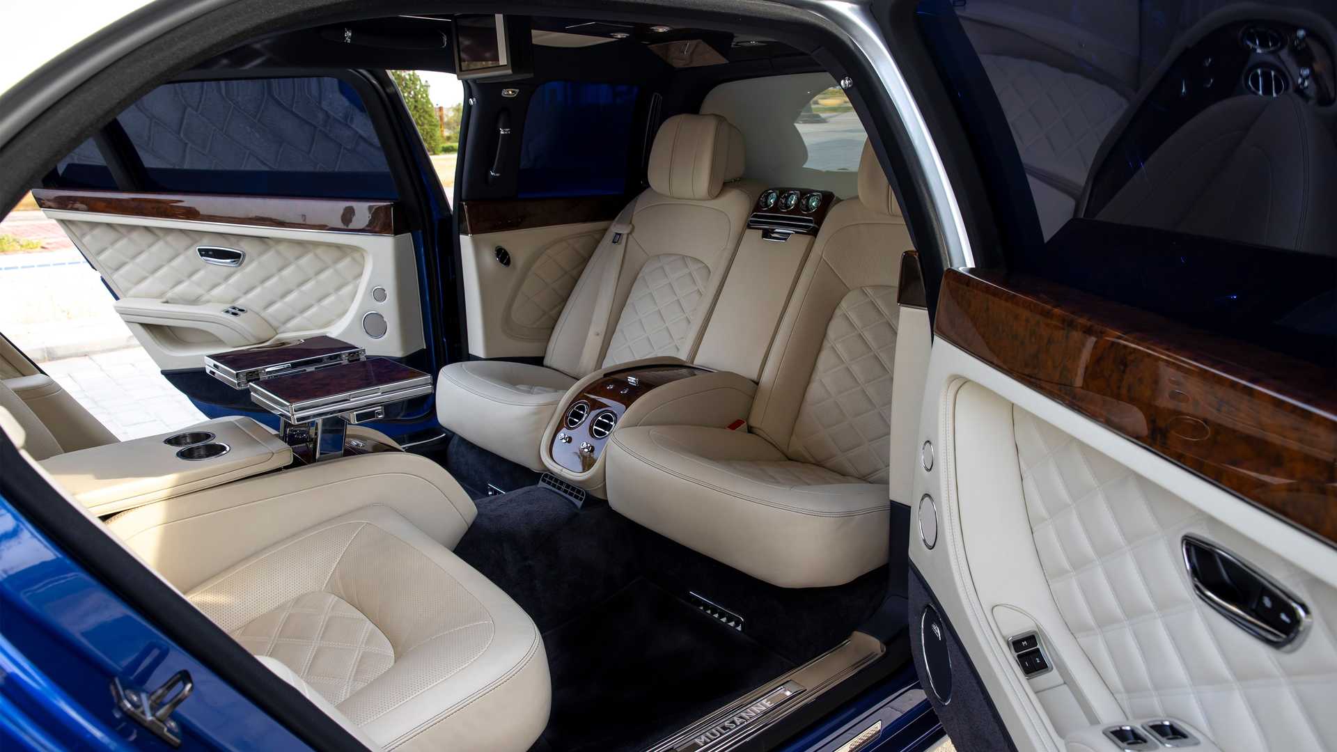 bentley-mulsanne-grand-limousine-by-mulliner-interior.jpeg