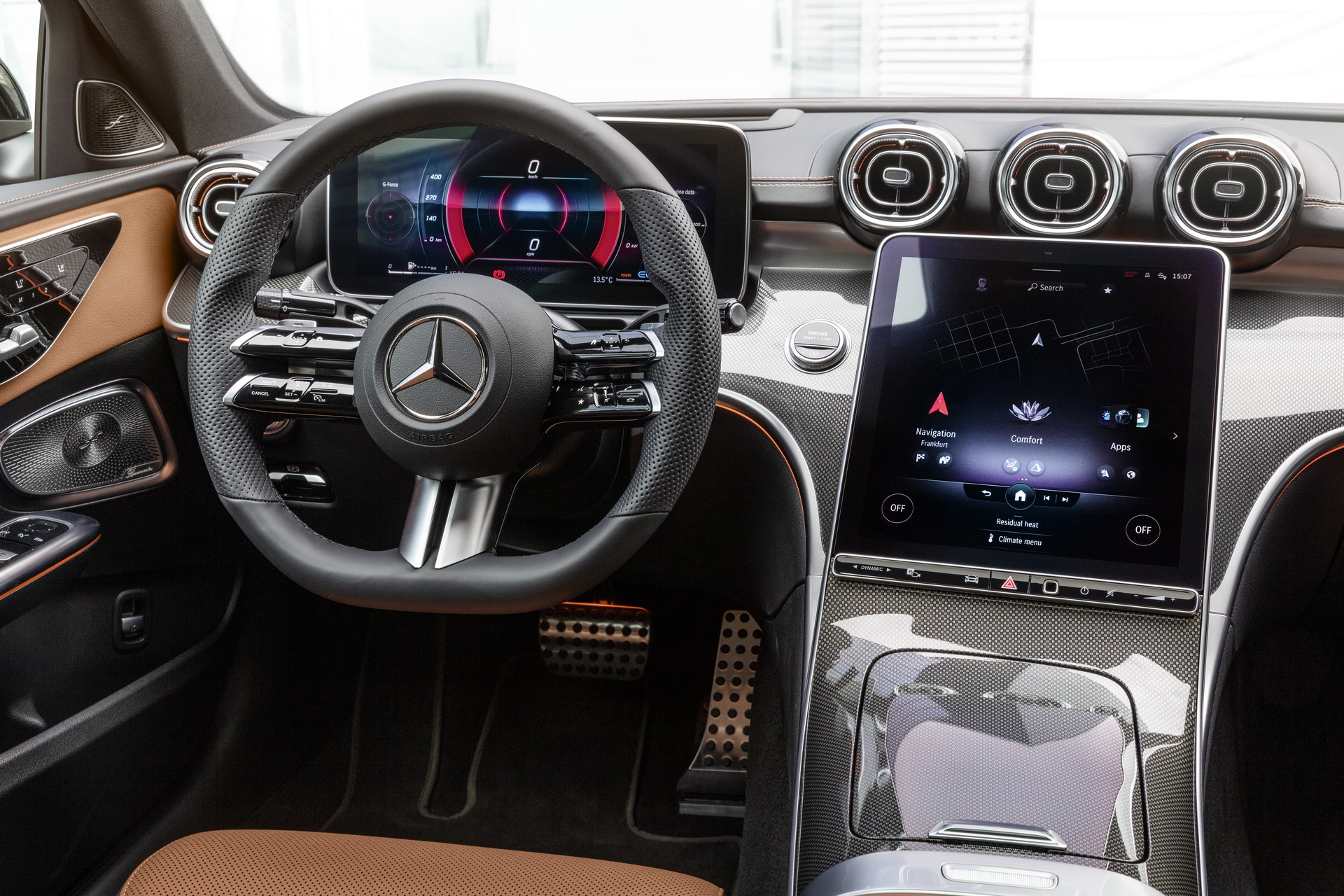 2022-mercedes-c-class-3.jpg