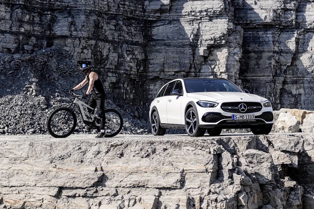 2022-mercedes-benz-c-class-all-terrain-9.jpg