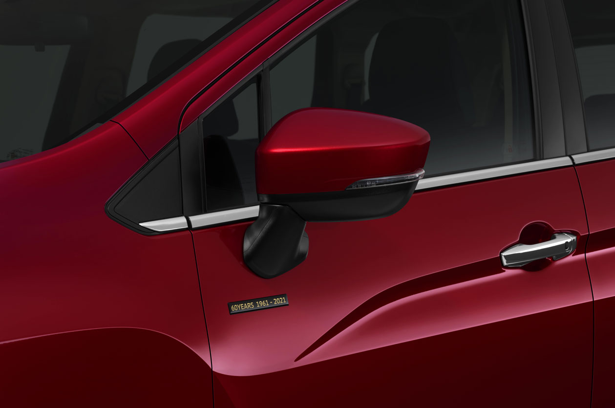 03-mitsubishi-xpander-passion-red-edition-2021.jpg