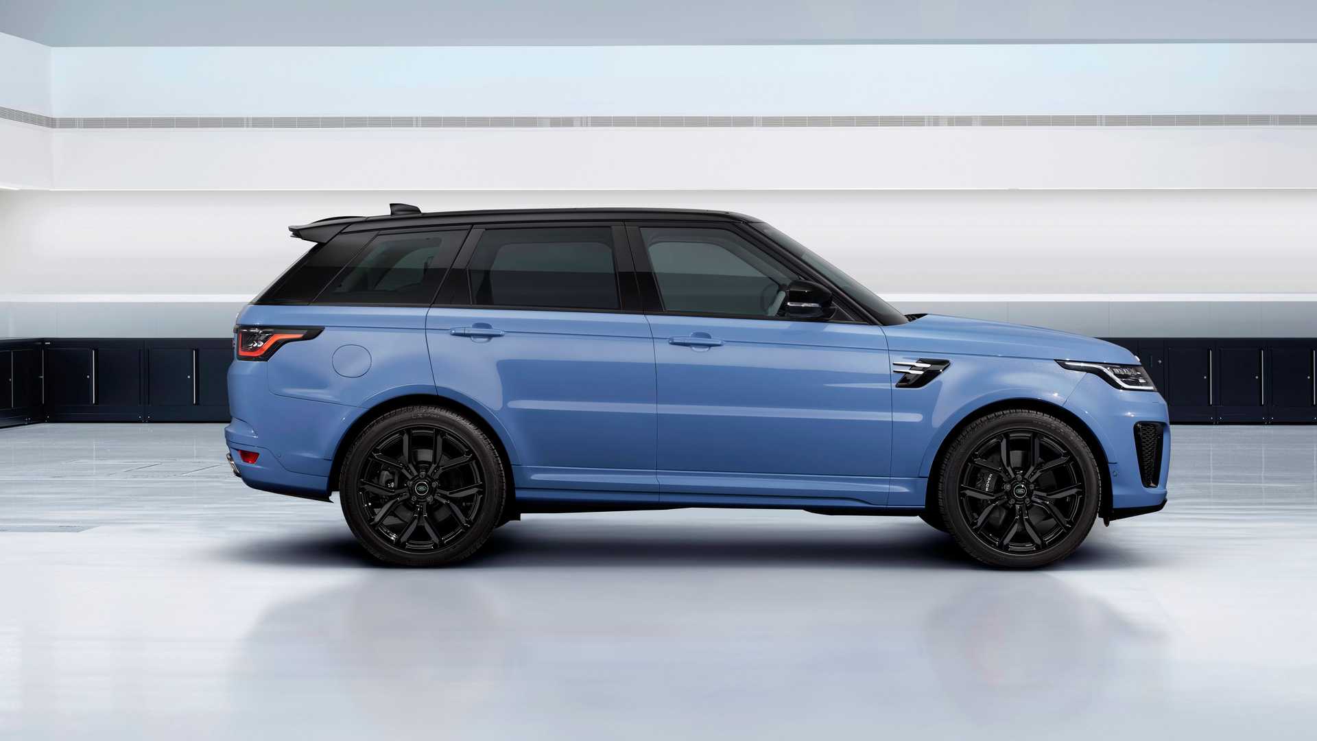 2022-range-rover-sport-svr-ultimate-edition-4.jpg