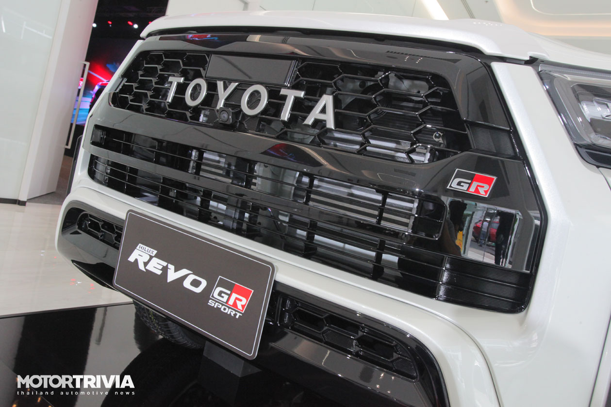 06-toyota-hilux-revo-gr-sport-2021.jpg