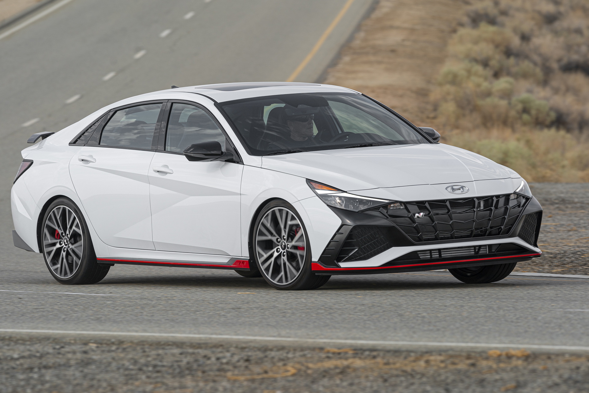 2022-hyundai-elantra-n-26.jpeg