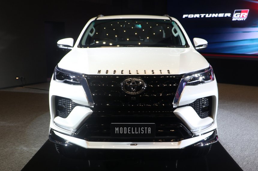 toyota-fortuner-modellista-4.jpg