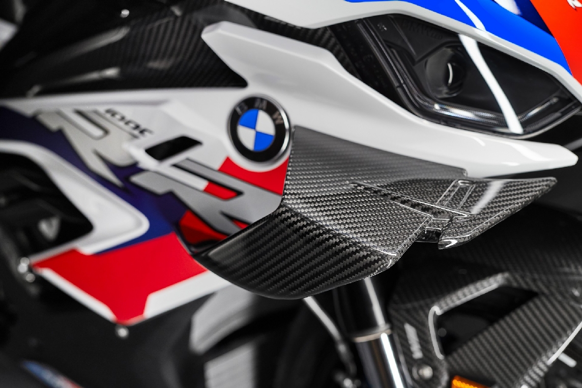 BMW-M-1000-RR-2021%20(1).jpg