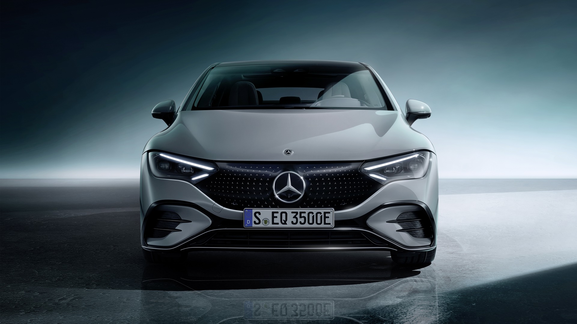 Mercedes-Benz EQE 2023 – bản chạy điện của E-Class ra mắt