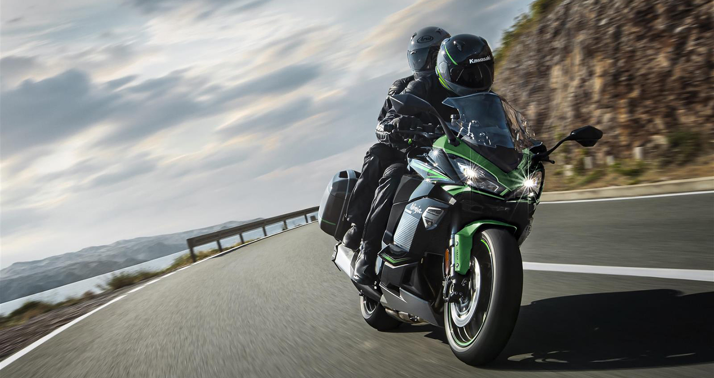 Kawasaki Ninja 1000SX 2022 trình làng với nhiều nâng cấp Kawasaki Ninja 1000SX 2022 (2).jpg