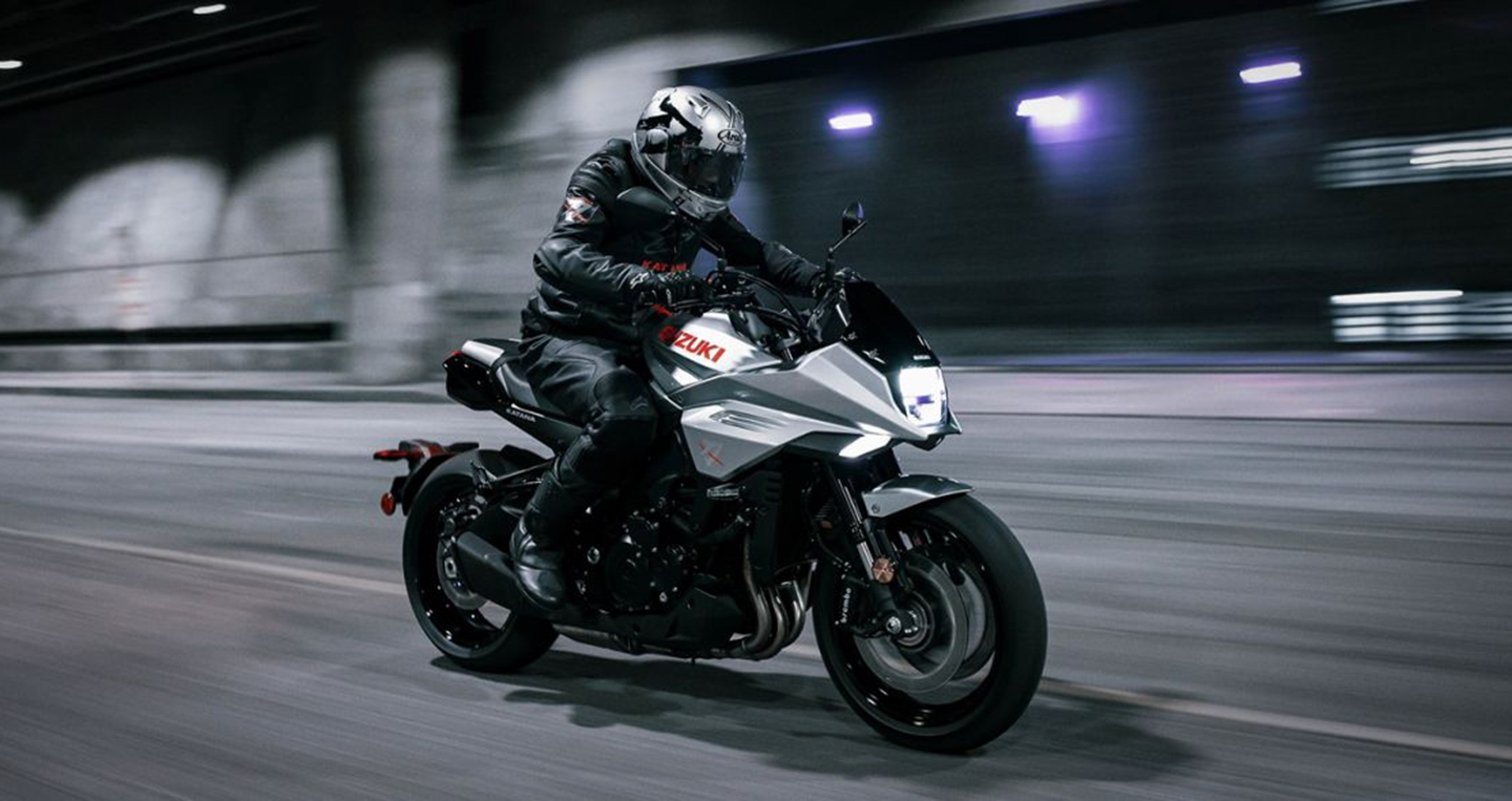 “Huyền thoại” Suzuki Katana hồi sinh, giá từ 18.750 USD 2021-Suzuki-Katana (1).jpeg