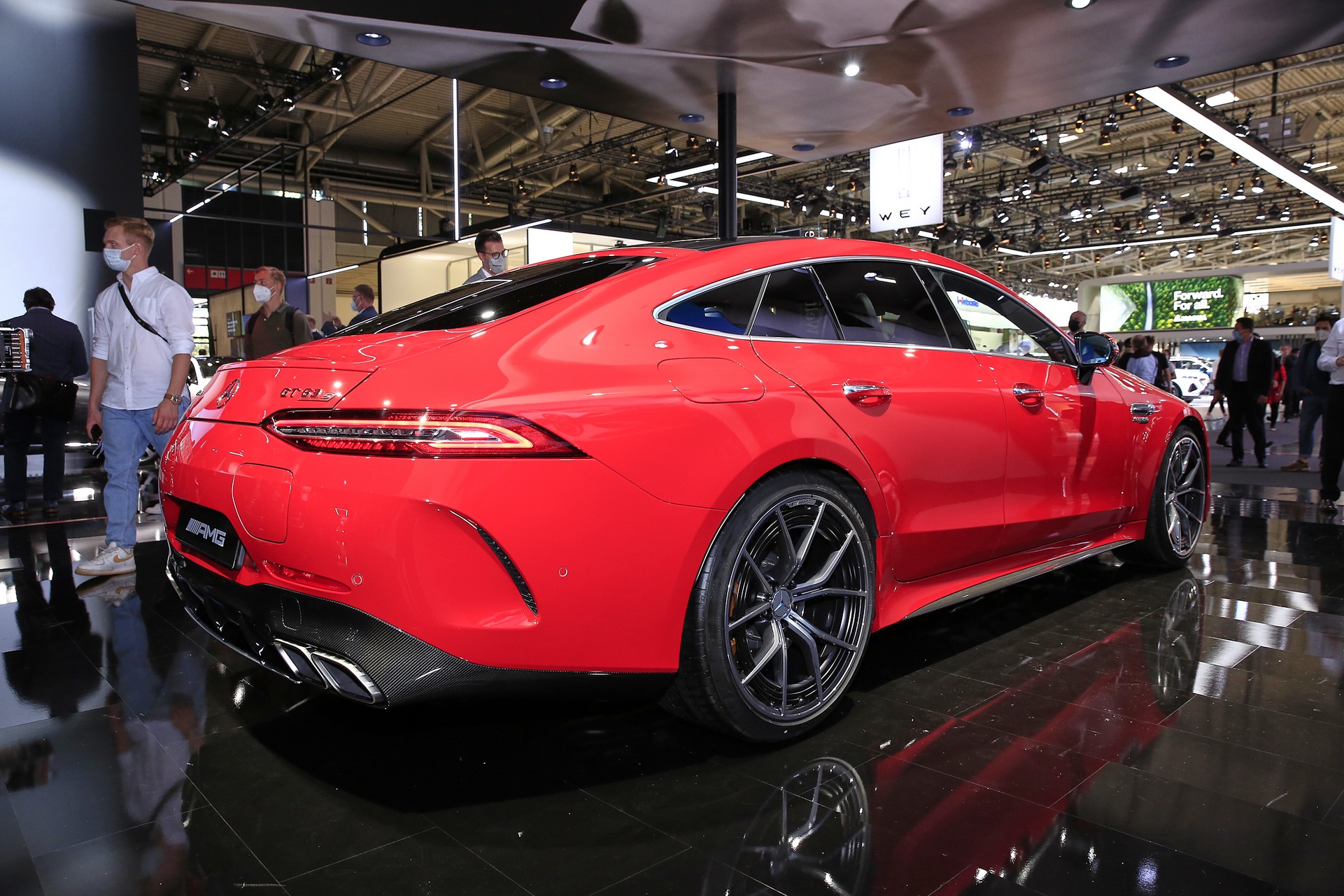 mercedes-amg-gt-63-s-e-performance-15.jpeg