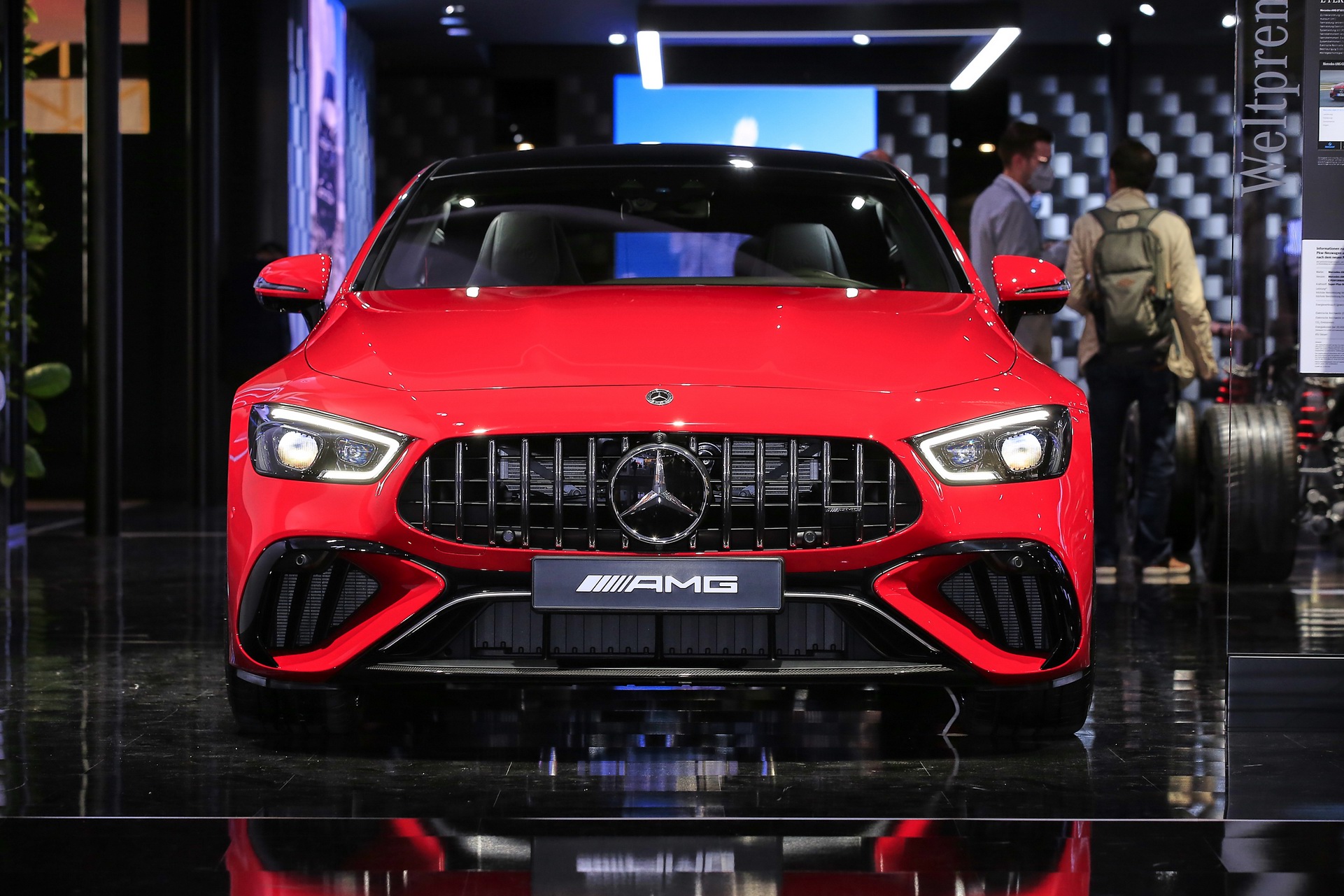 mercedes-amg-gt-63-s-e-performance-7.jpeg