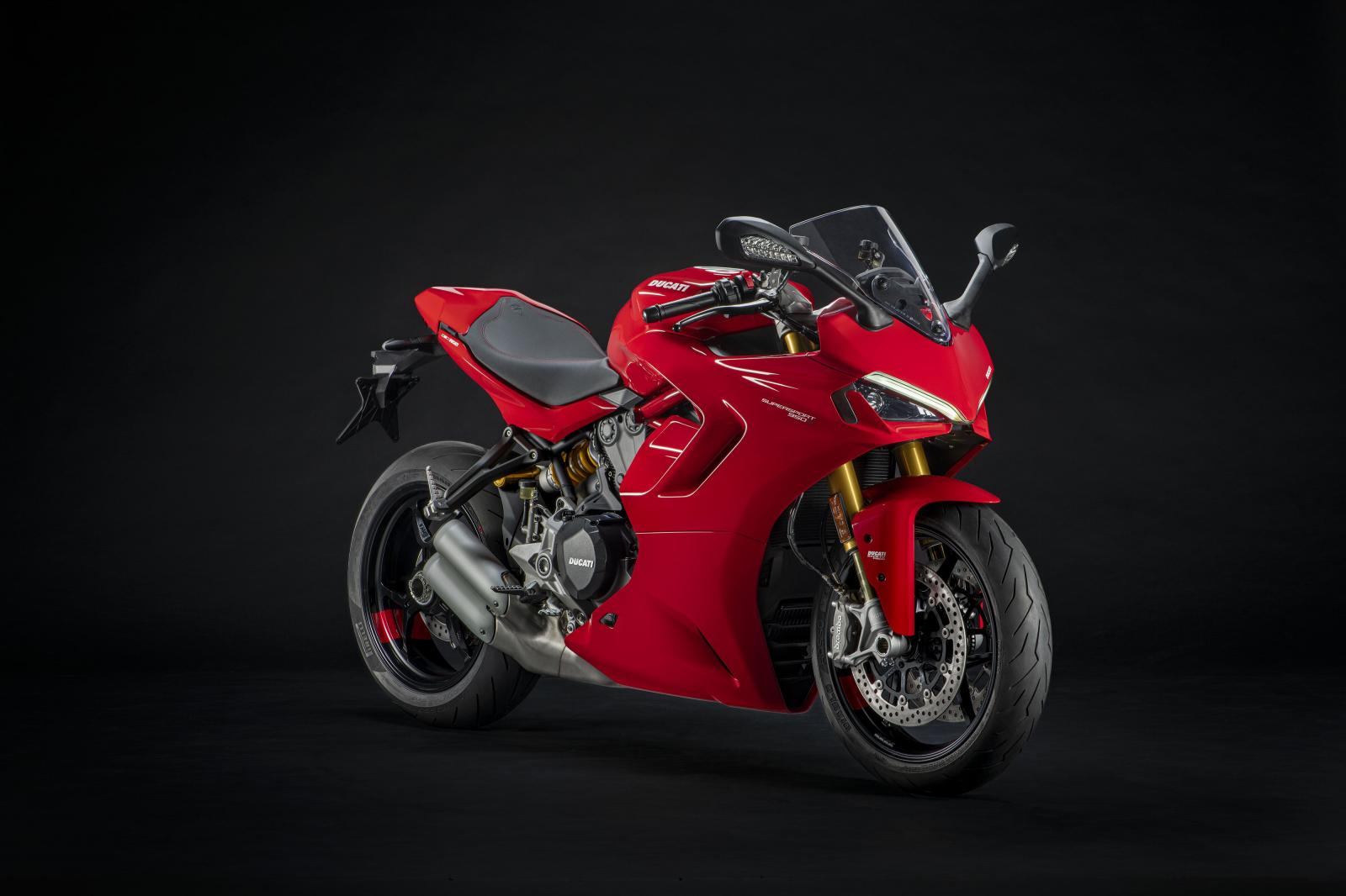 ducati-supersport-950-s-red-front-three-quarter-5ed1.jpeg