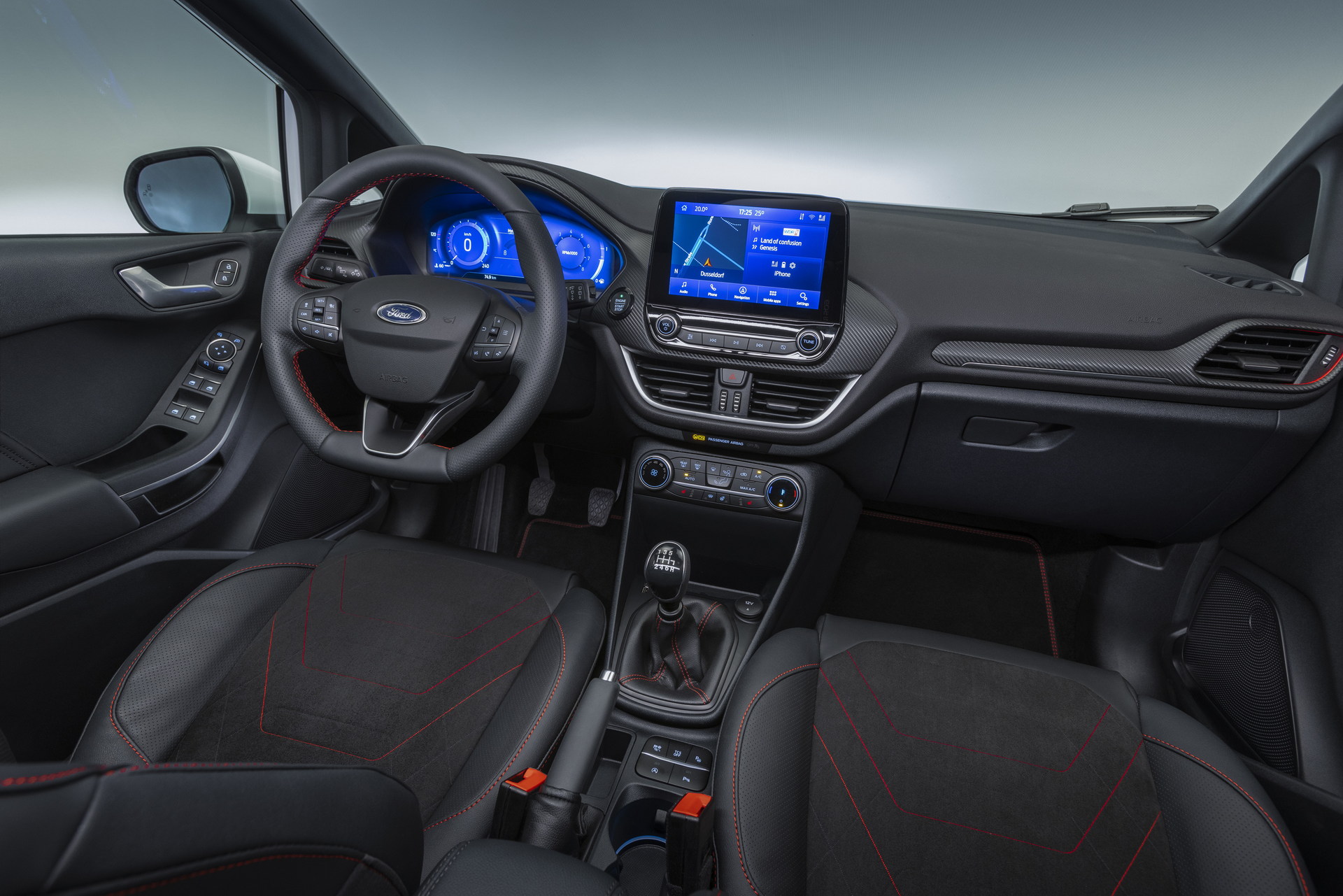 2022-ford-fiesta-st-interior-3-1.jpg